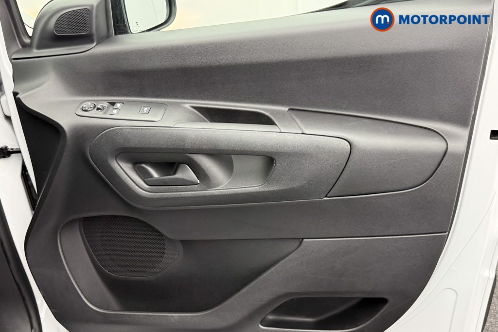Vauxhall Combo Cargo Prime Manual Diesel Panel Van - Stock Number (1573239) - 12th supplementary image