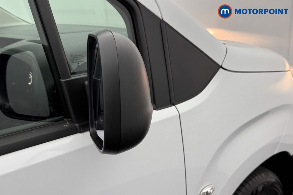 Vauxhall Combo Cargo Prime Manual Diesel Panel Van - Stock Number (1573239) - 13th supplementary image