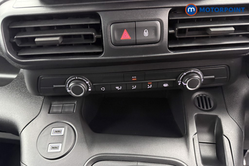 Vauxhall Combo Cargo Prime Manual Diesel Panel Van - Stock Number (1573240) - 6th supplementary image