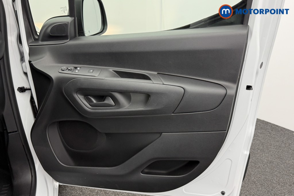 Vauxhall Combo Cargo Prime Manual Diesel Panel Van - Stock Number (1573240) - 12th supplementary image