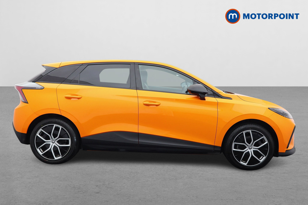 Mg Motor Uk MG4 Trophy Automatic Electric SUV - Stock Number (1573425) - Drivers side