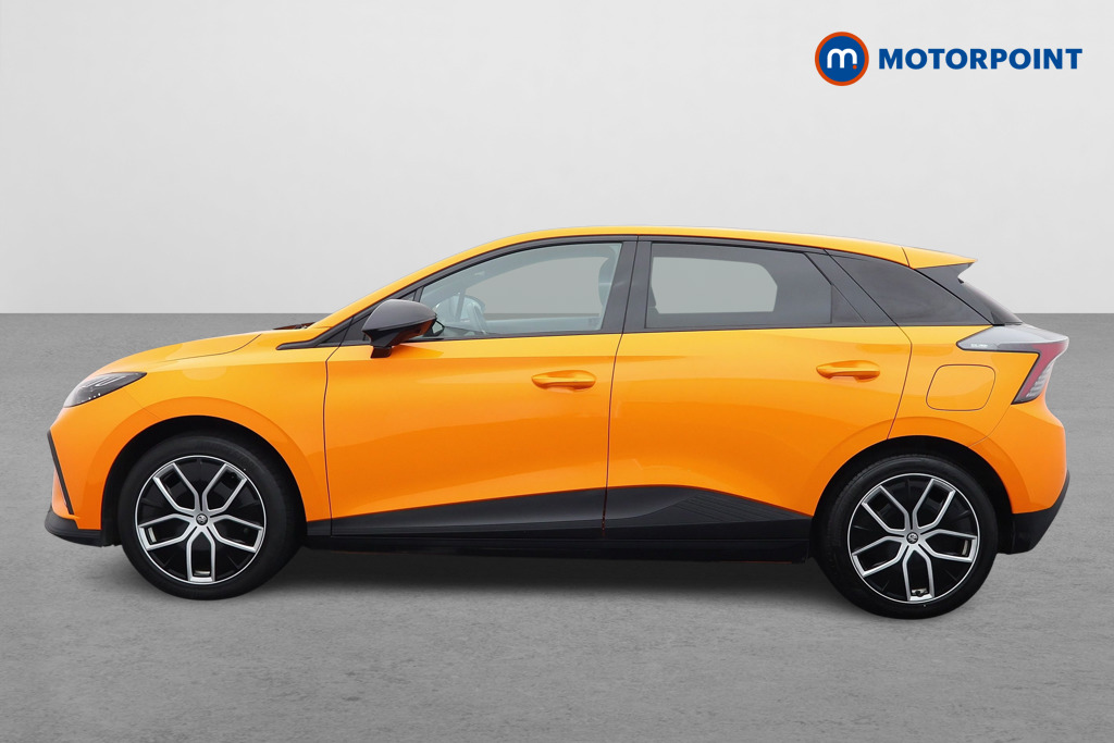Mg Motor Uk MG4 Trophy Automatic Electric SUV - Stock Number (1573425) - Passenger side