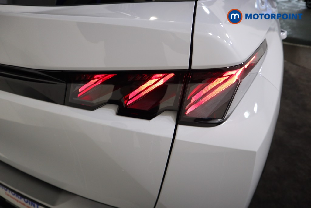 Peugeot 3008 GT Automatic Electric SUV - Stock Number (1573630) - 18th supplementary image