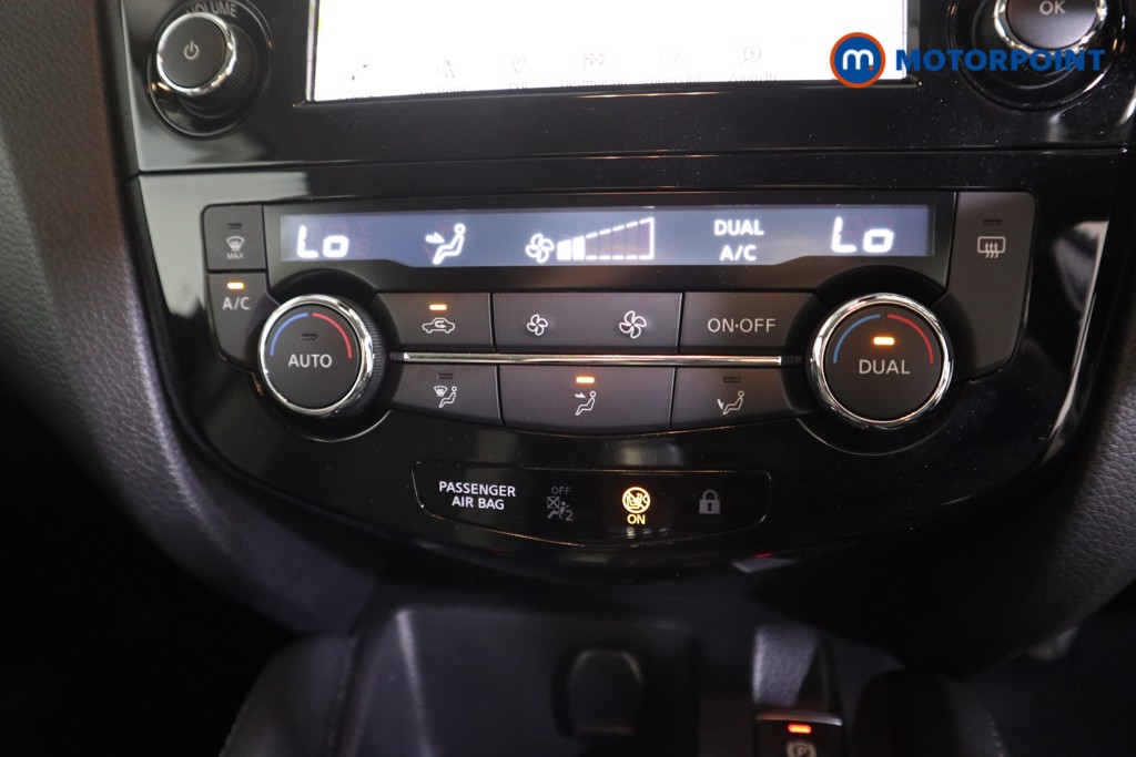 Nissan Qashqai Acenta Premium Manual Petrol SUV - Stock Number (1573997) - 7th supplementary image