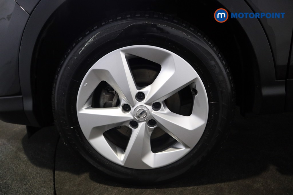Nissan Qashqai Acenta Premium Manual Petrol SUV - Stock Number (1573997) - 17th supplementary image