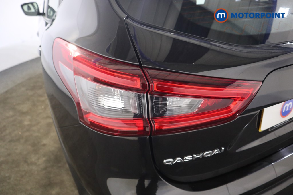 Nissan Qashqai Acenta Premium Manual Petrol SUV - Stock Number (1573997) - 20th supplementary image