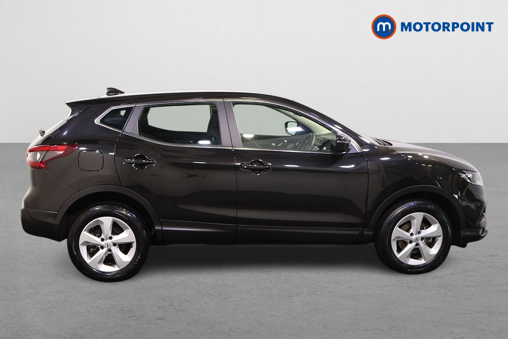 Nissan Qashqai Acenta Premium Manual Petrol SUV - Stock Number (1573997) - Drivers side