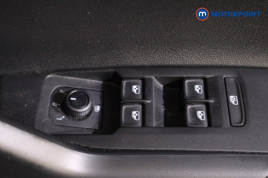 Volkswagen Polo Match Manual Petrol Hatchback - Stock Number (1573999) - 8th supplementary image