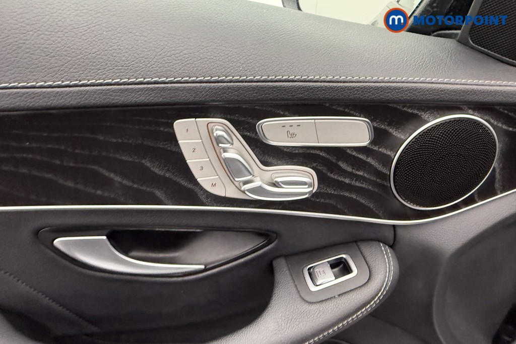Mercedes-Benz C Class Amg Line Night Edition Automatic Diesel Saloon - Stock Number (1574035) - 23rd supplementary image