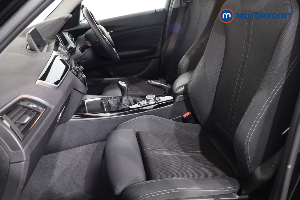 BMW 1 Series Sport Manual Petrol Hatchback - Stock Number (1574097) - 4th supplementary image