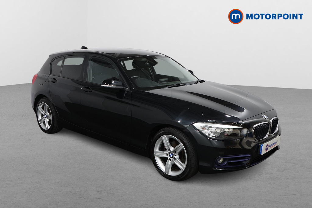 BMW 1 Series Sport Manual Petrol Hatchback - Stock Number (1574097) - Drivers side front corner