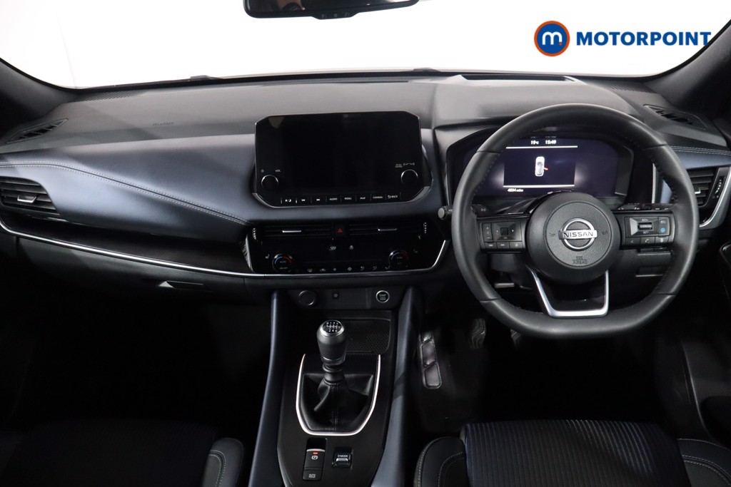 Nissan Qashqai Tekna Manual Petrol SUV - Stock Number (1574099) - 1st supplementary image