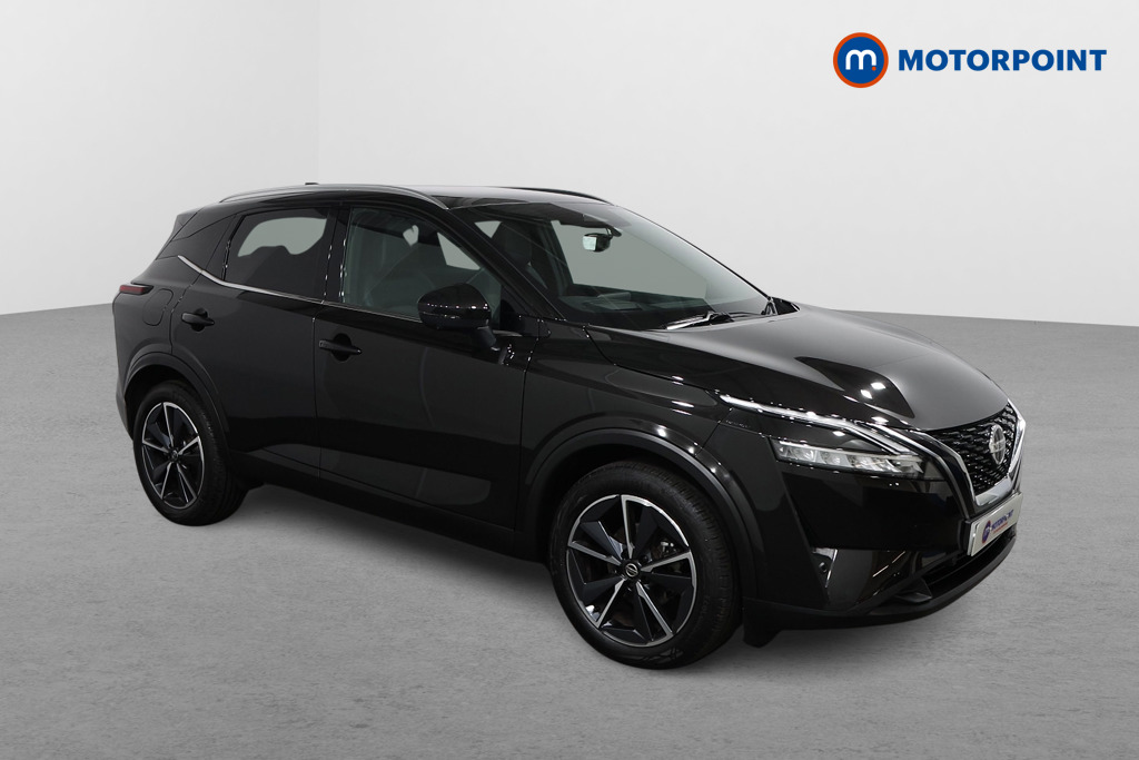 Nissan Qashqai Tekna Manual Petrol SUV - Stock Number (1574099) - Drivers side front corner