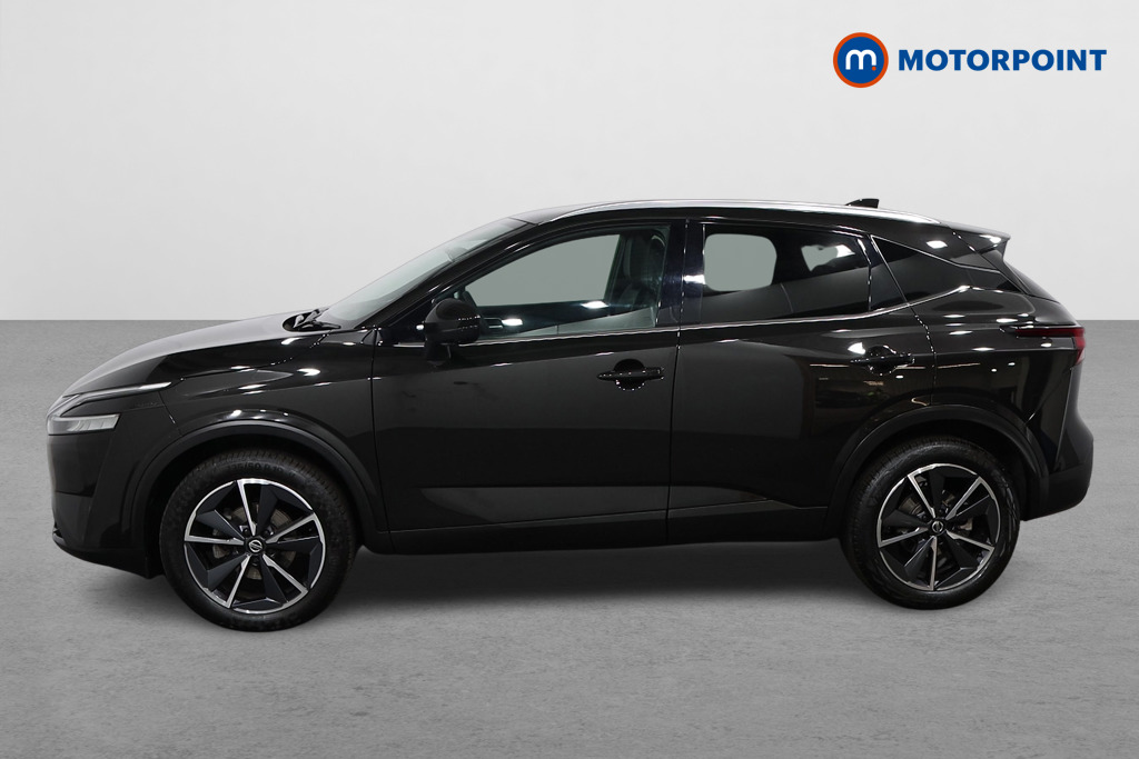 Nissan Qashqai Tekna Manual Petrol SUV - Stock Number (1574099) - Passenger side