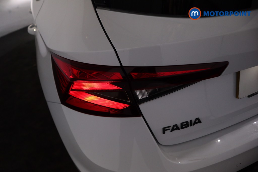 Skoda Fabia Monte Carlo Automatic Petrol Hatchback - Stock Number (1574118) - 18th supplementary image