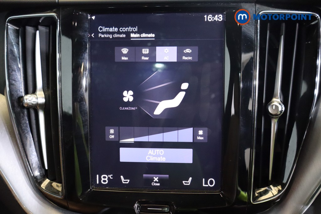 Volvo Xc60 Momentum Pro Automatic Diesel SUV - Stock Number (1574135) - 9th supplementary image