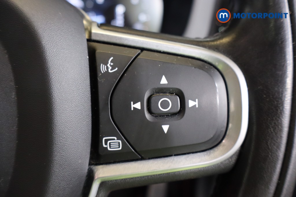 Volvo Xc60 Momentum Pro Automatic Diesel SUV - Stock Number (1574135) - 14th supplementary image