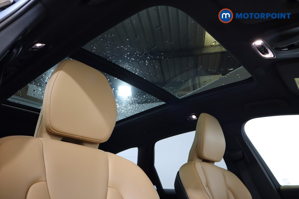 Volvo Xc60 Momentum Pro Automatic Diesel SUV - Stock Number (1574135) - 24th supplementary image