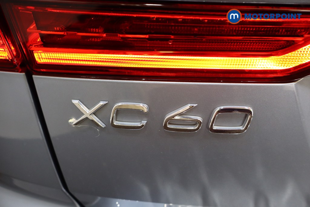 Volvo Xc60 Momentum Pro Automatic Diesel SUV - Stock Number (1574135) - 35th supplementary image