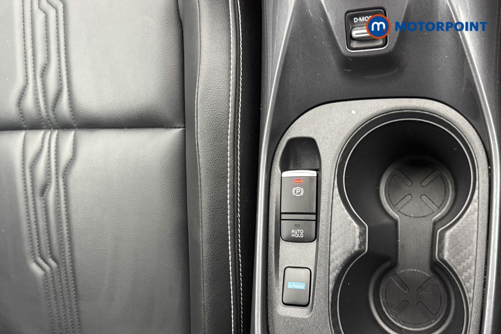 Nissan Juke Tekna Automatic Petrol-Electric Hybrid SUV - Stock Number (1574251) - 12th supplementary image