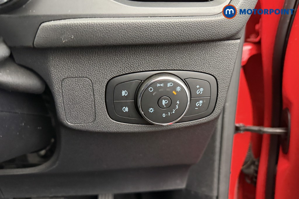 Ford Focus Titanium Automatic Petrol Hatchback - Stock Number (1574269) - 15th supplementary image