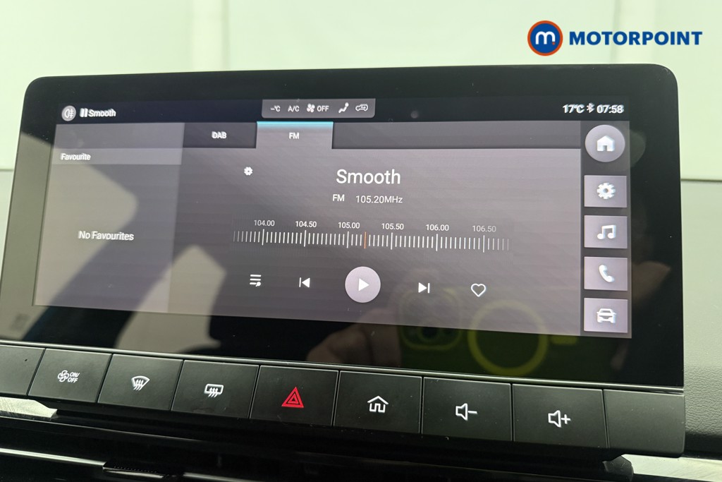 Mg Motor Uk MG4 SE Automatic Electric SUV - Stock Number (1574331) - 2nd supplementary image