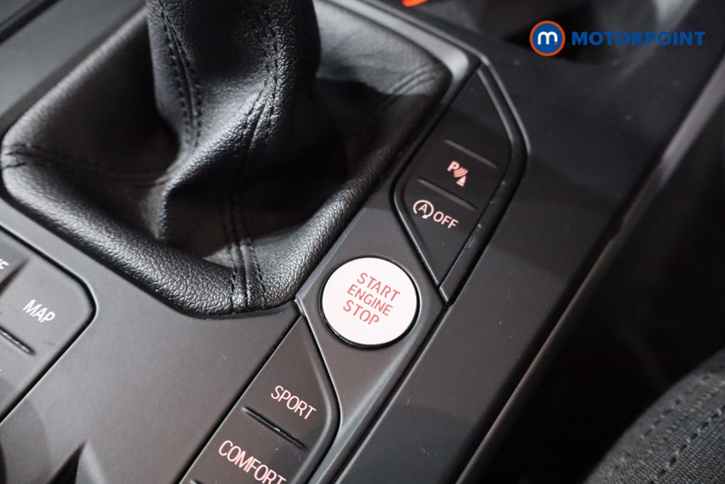 BMW 1 Series SE Manual Diesel Hatchback - Stock Number (1574392) - 13th supplementary image