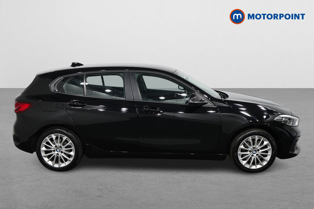 BMW 1 Series SE Manual Diesel Hatchback - Stock Number (1574392) - Drivers side