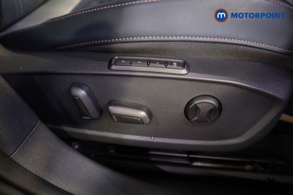 Cupra Formentor V2 Manual Petrol SUV - Stock Number (1574407) - 9th supplementary image