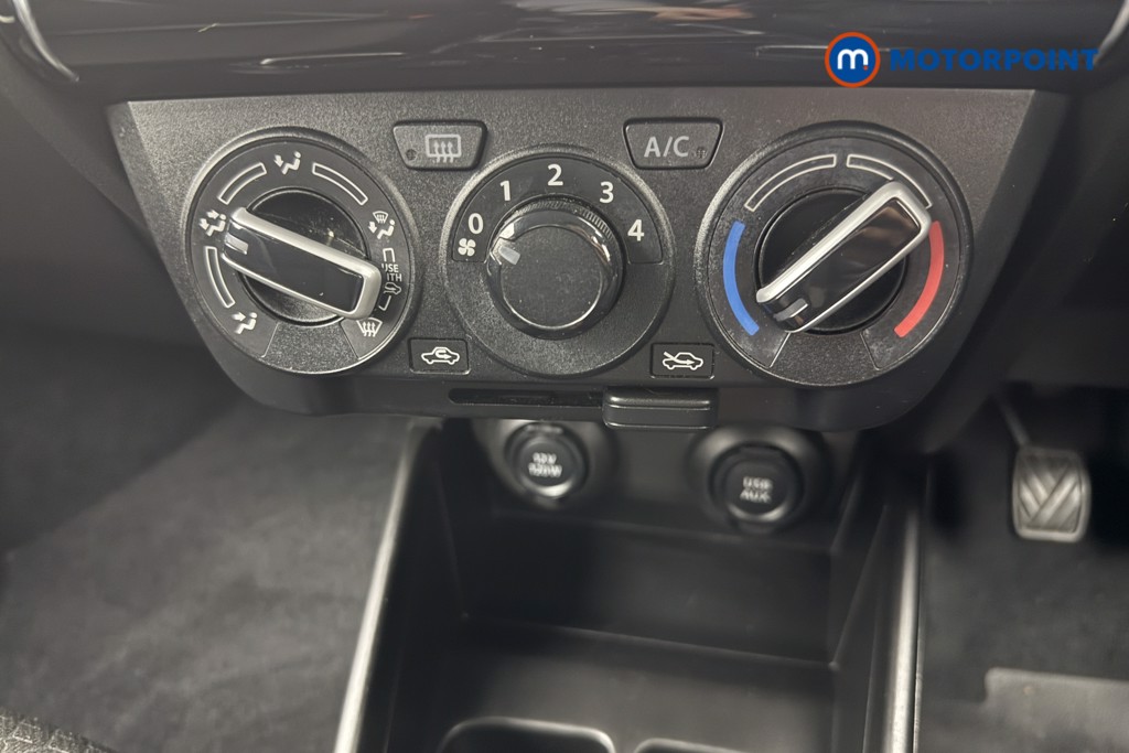 Suzuki Swift Sz-T Manual Petrol Hatchback - Stock Number (1574565) - 7th supplementary image