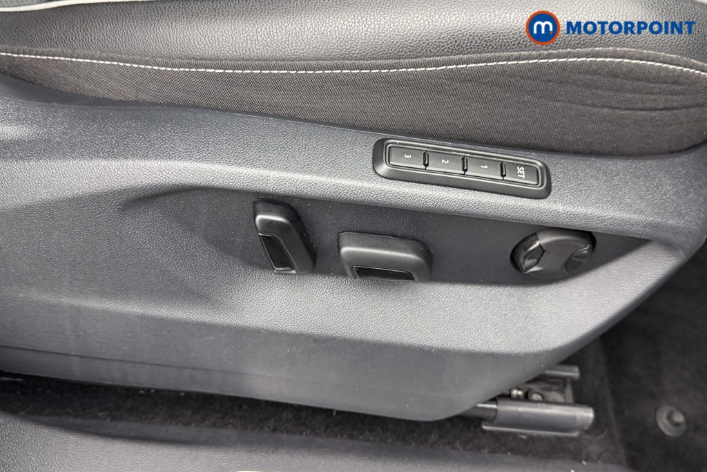 Volkswagen Tiguan Allspace R-Line Automatic Diesel SUV - Stock Number (1574625) - 20th supplementary image