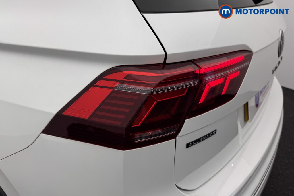 Volkswagen Tiguan Allspace R-Line Automatic Diesel SUV - Stock Number (1574625) - 31st supplementary image