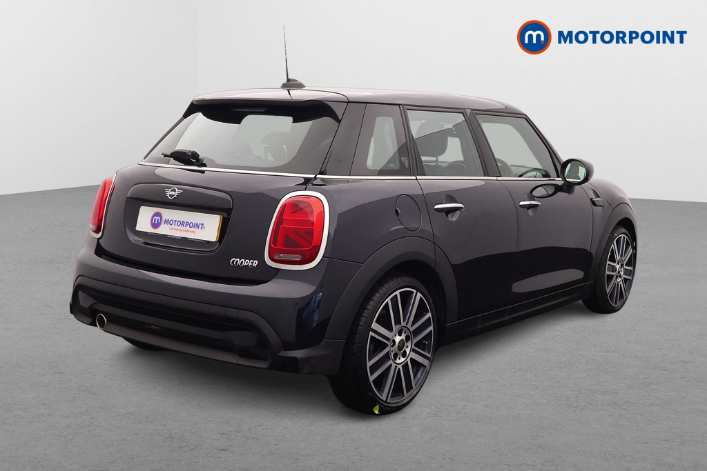 Mini Hatchback Cooper Exclusive Automatic Petrol Hatchback - Stock Number (1574641) - Drivers side rear corner