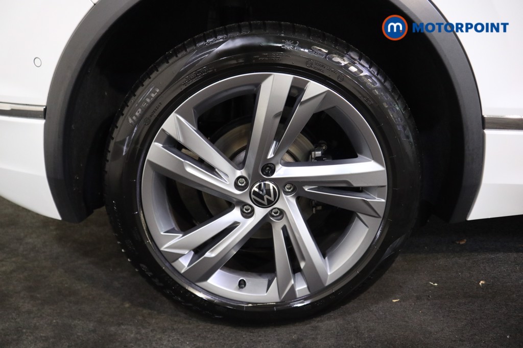 Volkswagen Tiguan R-Line Edition Automatic Petrol SUV - Stock Number (1575108) - 16th supplementary image