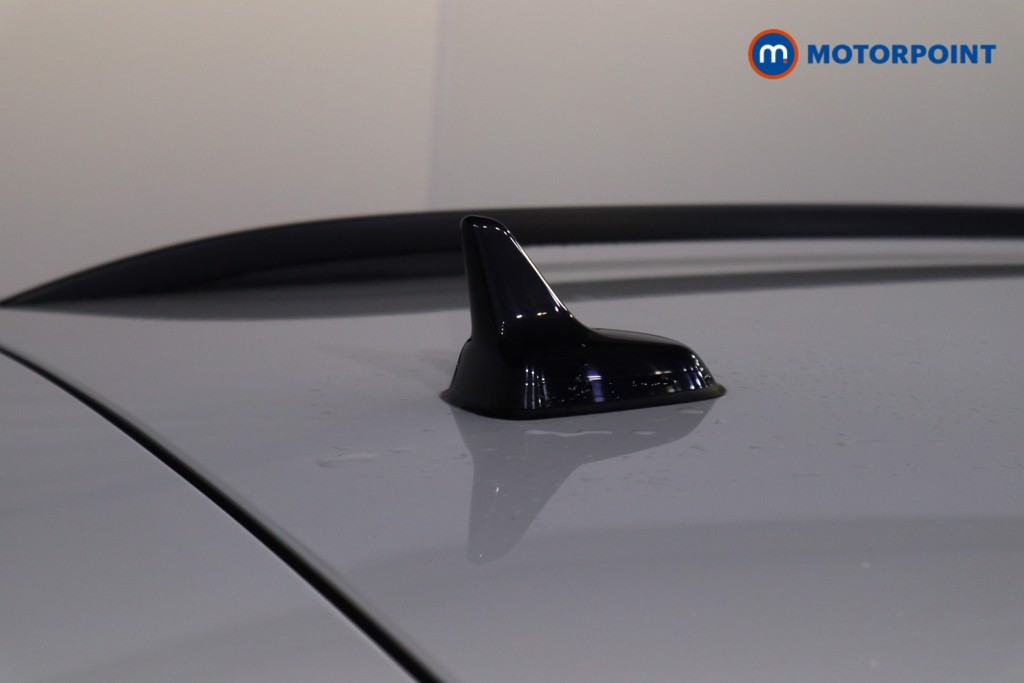Volkswagen Tiguan R-Line Edition Automatic Petrol SUV - Stock Number (1575108) - 23rd supplementary image