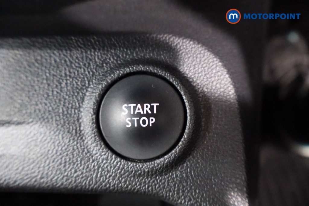 Renault Captur Dynamique S Nav Manual Diesel SUV - Stock Number (1575167) - 13th supplementary image