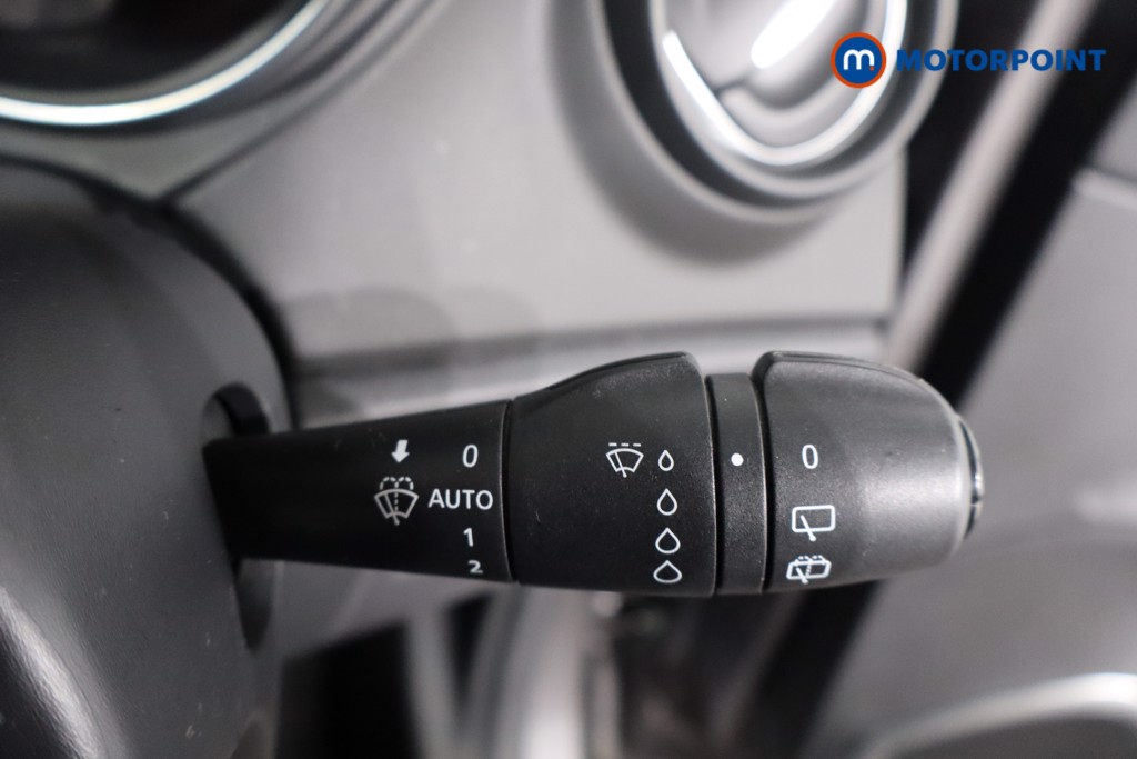 Renault Captur Dynamique S Nav Manual Diesel SUV - Stock Number (1575167) - 17th supplementary image