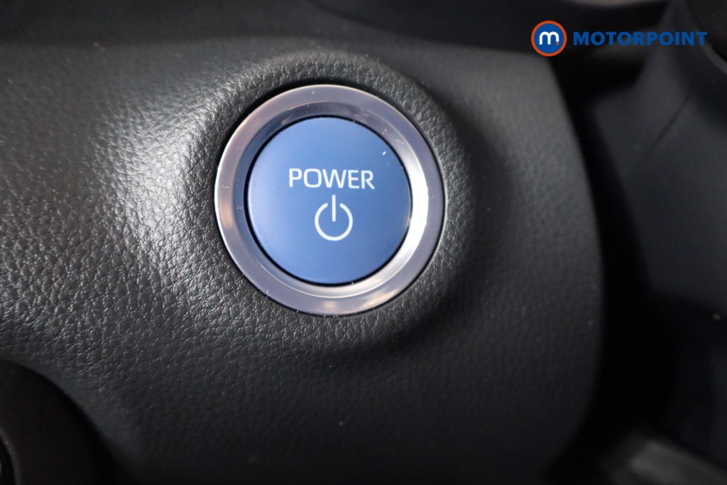 Toyota Yaris Launch Edition Automatic Petrol-Electric Hybrid Hatchback - Stock Number (1575267) - 13th supplementary image