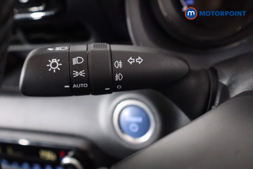 Toyota Yaris Launch Edition Automatic Petrol-Electric Hybrid Hatchback - Stock Number (1575267) - 19th supplementary image