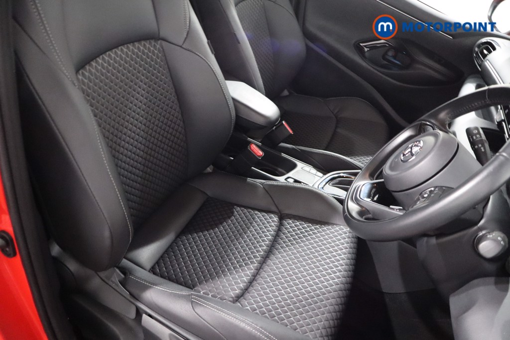 Toyota Yaris Launch Edition Automatic Petrol-Electric Hybrid Hatchback - Stock Number (1575267) - 25th supplementary image