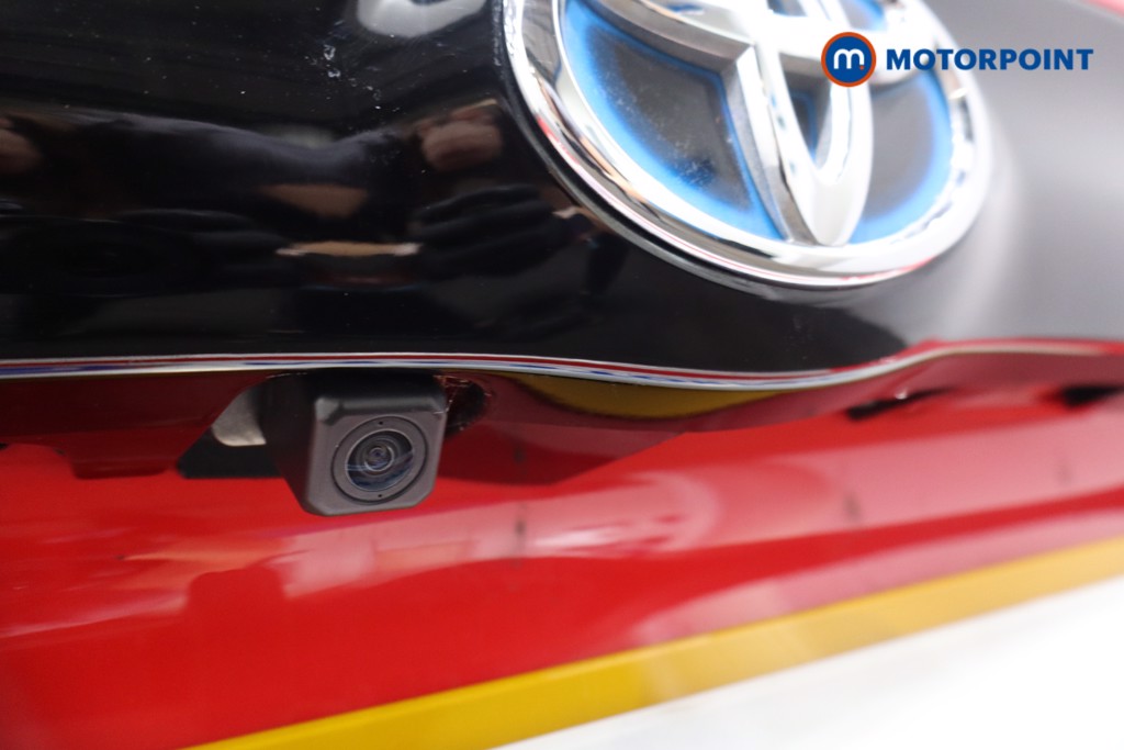 Toyota Yaris Launch Edition Automatic Petrol-Electric Hybrid Hatchback - Stock Number (1575267) - 35th supplementary image