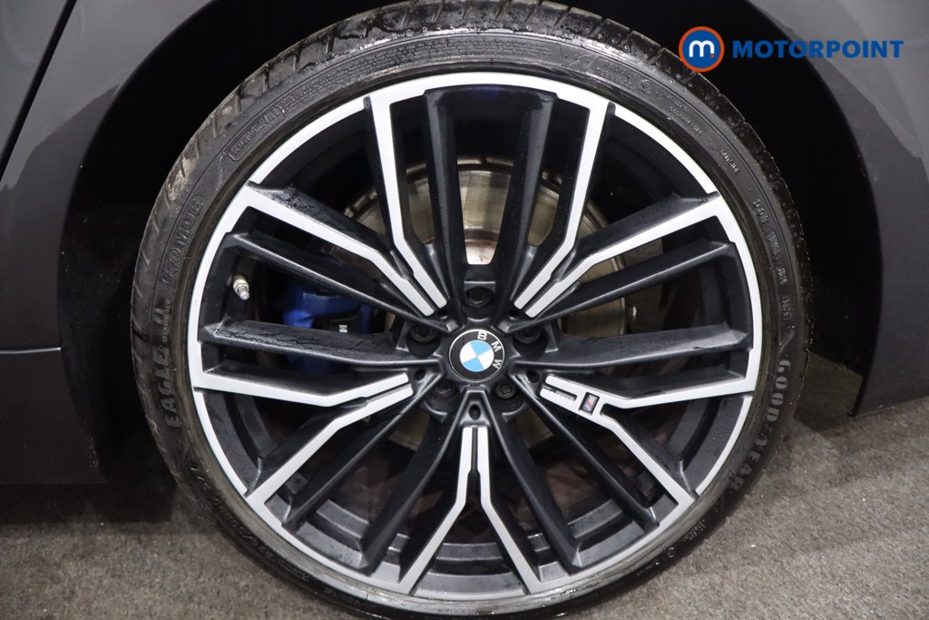 BMW 5 Series M Sport Automatic Petrol Plug-In Hybrid Saloon - Stock Number (1575357) - 12th supplementary image