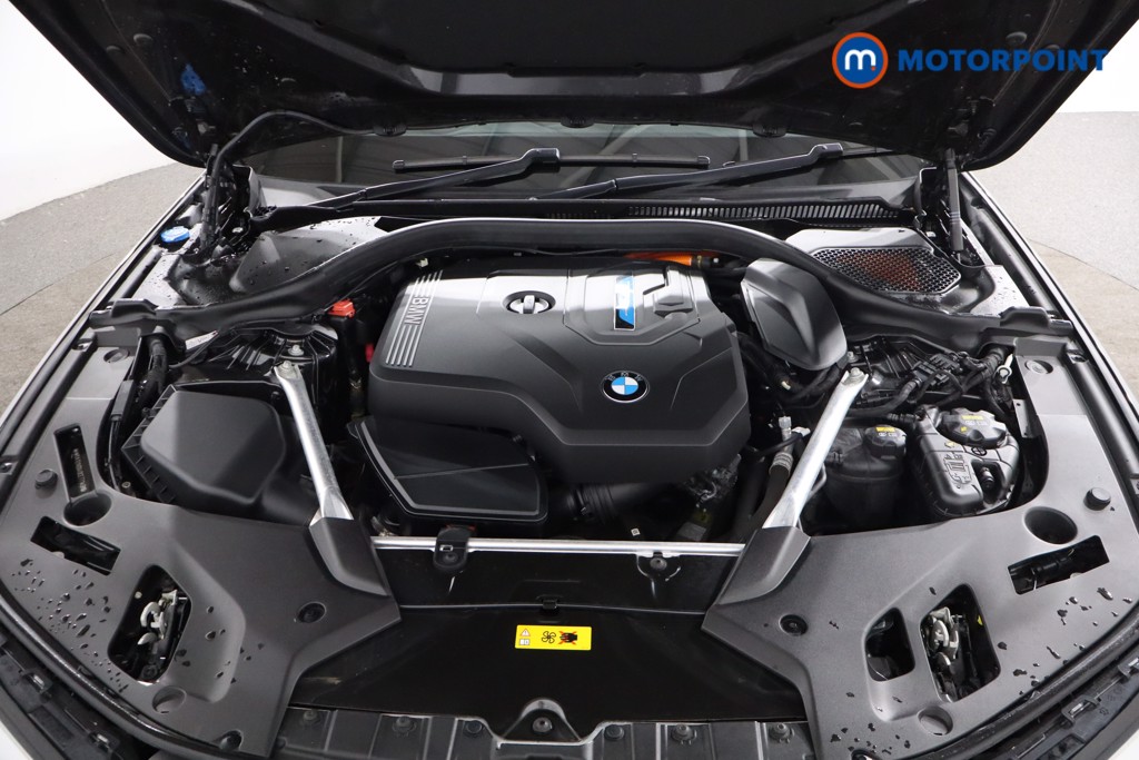 BMW 5 Series M Sport Automatic Petrol Plug-In Hybrid Saloon - Stock Number (1575357) - 30th supplementary image