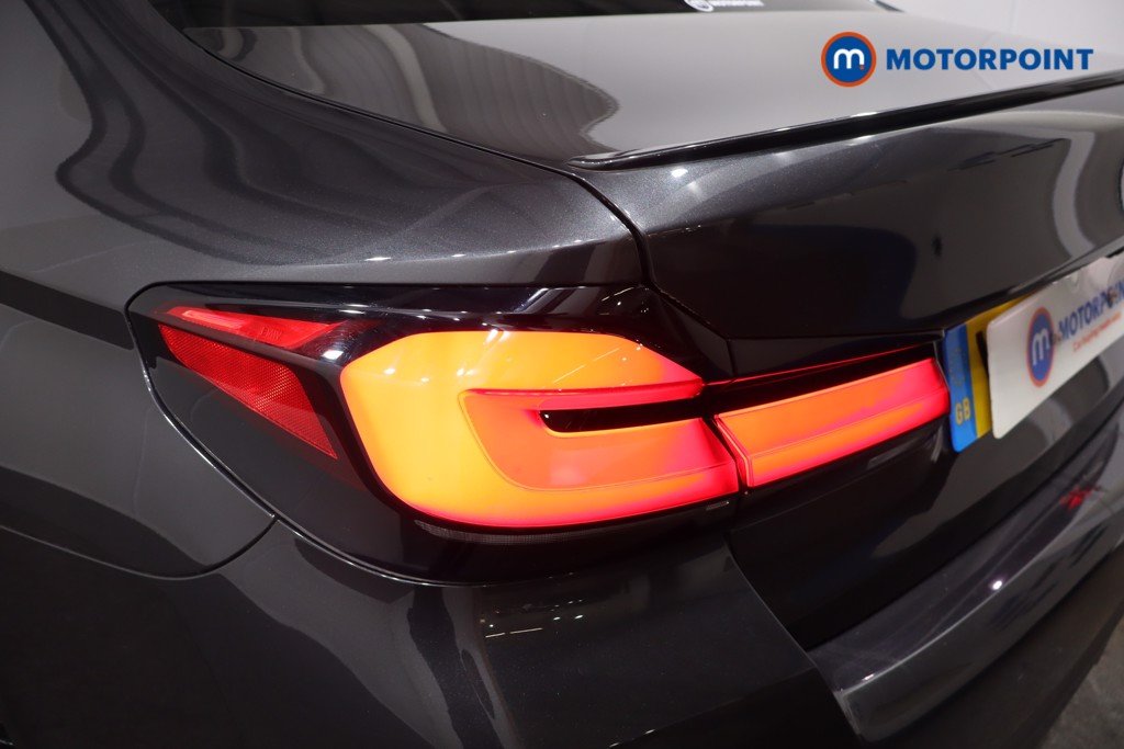 BMW 5 Series M Sport Automatic Petrol Plug-In Hybrid Saloon - Stock Number (1575357) - 32nd supplementary image