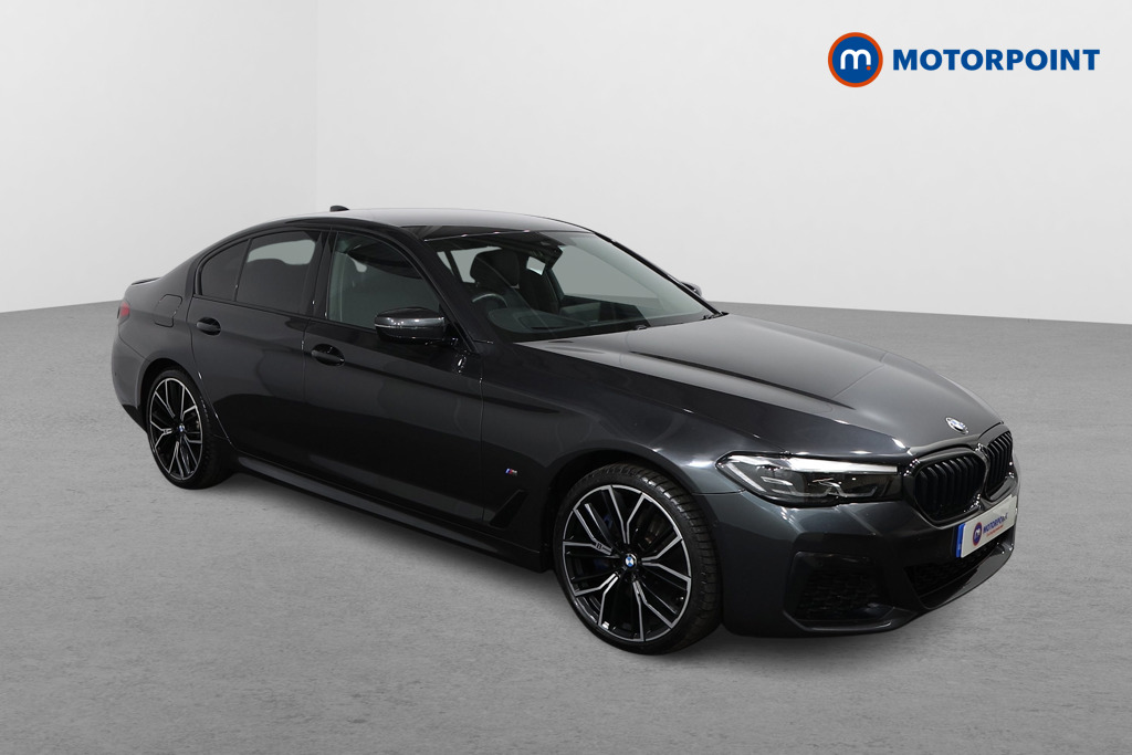 BMW 5 Series M Sport Automatic Petrol Plug-In Hybrid Saloon - Stock Number (1575357) - Drivers side front corner
