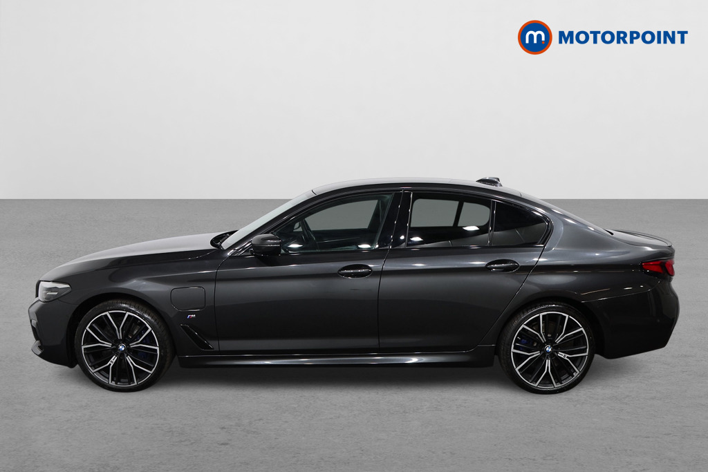 BMW 5 Series M Sport Automatic Petrol Plug-In Hybrid Saloon - Stock Number (1575357) - Passenger side