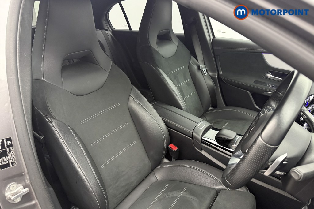 Mercedes-Benz A Class Amg Line Executive Edition Automatic Petrol Hatchback - Stock Number (1552945) - 25th supplementary image