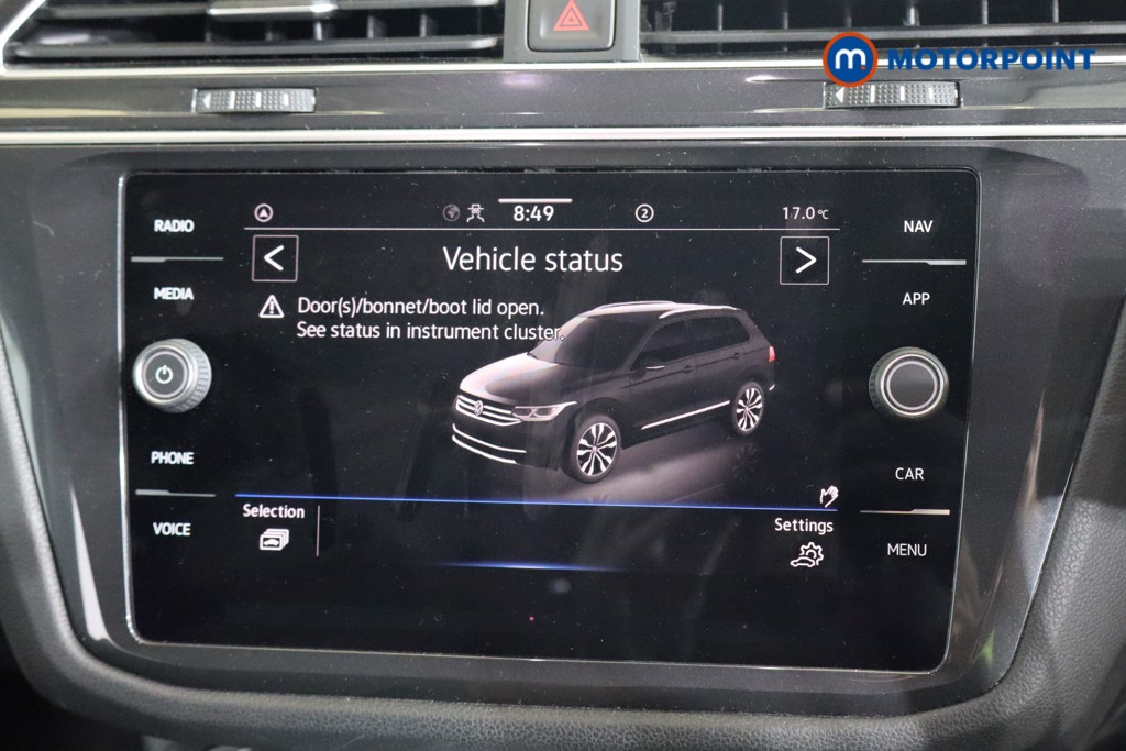 Volkswagen Tiguan Life Manual Petrol SUV - Stock Number (1560895) - 10th supplementary image
