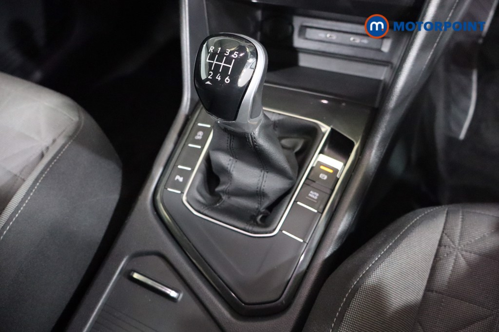 Volkswagen Tiguan Life Manual Petrol SUV - Stock Number (1560895) - 12th supplementary image