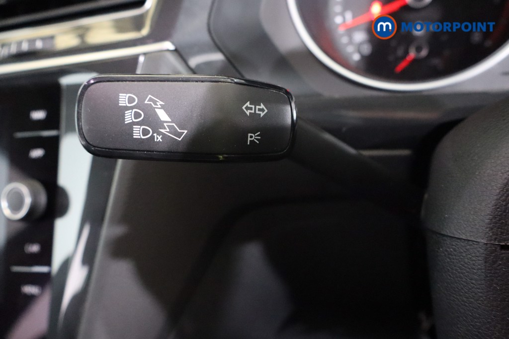 Volkswagen Tiguan Life Manual Petrol SUV - Stock Number (1560895) - 15th supplementary image